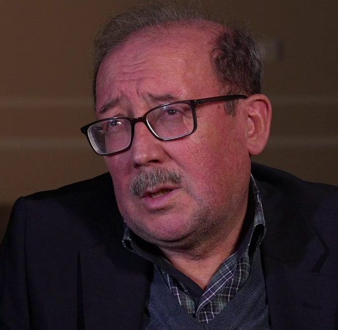 Kocaeli Büyükşehir Belediye Başkanı Tahir Büyükakın, yaşamını yitiren İlim Yayma