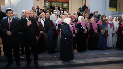 Körfez’den kutsal topraklara gidecek ilk hacı kafilesi, düzenlenen programla dualar