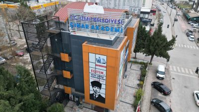 İzmit Belediyesi, “Yıldızlarla Eğitim” projesi kapsamında LGS ve YKS öncesi