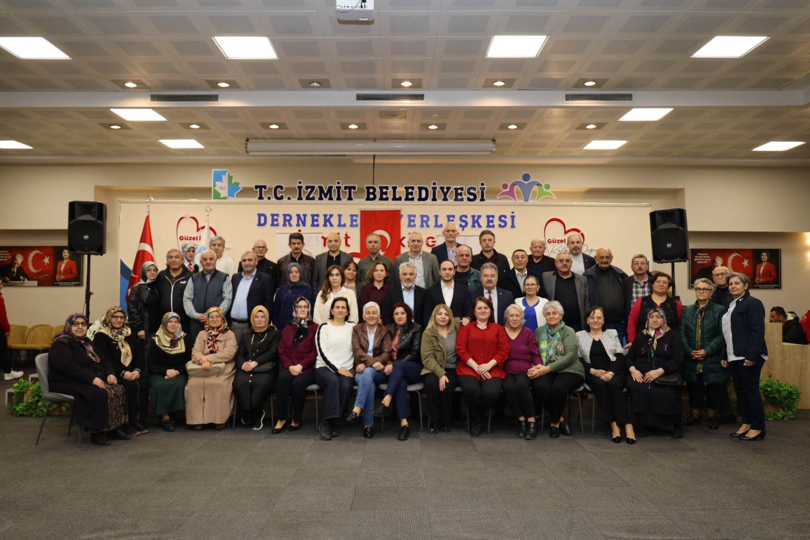 İzmit Belediyesi Dernekler Masası Başkanı Eray Bodur, Polis Haftası kapsamında
