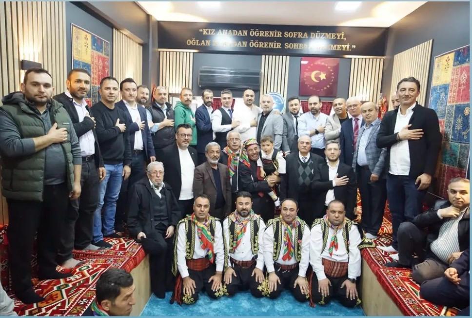 İzmit Belediyesi Teknik Danışmanı Hakan Yalçın Gölcük Çankırı Yarenler Derneği