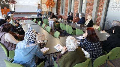 Kadın ve Aile Hizmetleri Müdürlüğü’nce düzenlenen Satır Arası Ebeveynlik Okuma