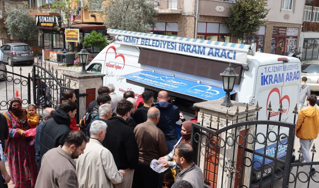  İzmit Belediyesi, Yenişehir Mahallesinde bulunan Hasan Ağa Camii’nde Cuma