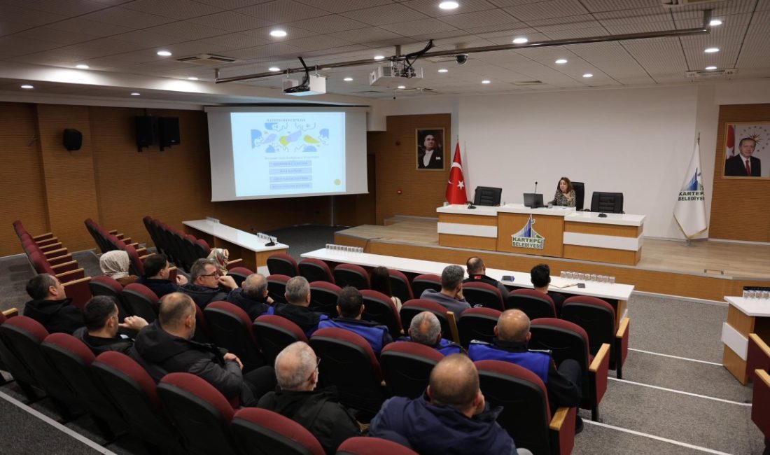 Kartepe Belediyesi, düzenlediği personel seminerlerinde; kriz anlarında iletişim yönetimi ve