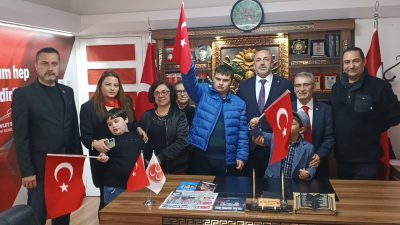 Milliyetçi Hareket Partisi İzmit İlçe Başkanı İlker Kazan, 23 Nisan’a