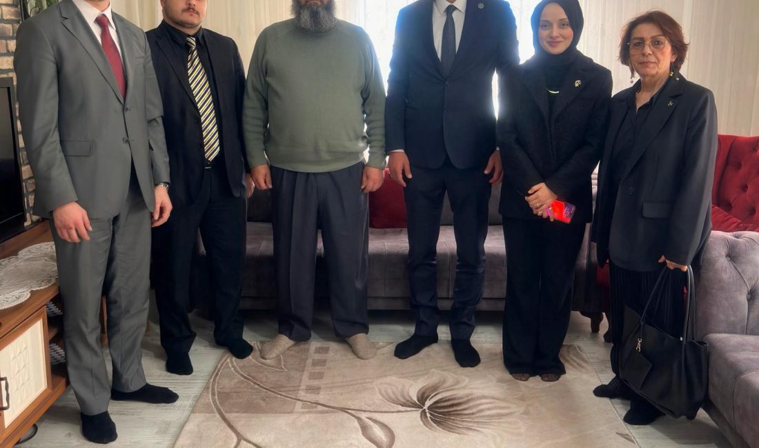 MHP Başiskele İlçe Teşkilatı, Şehitler Haftası kapsamında şehitliği ve şehit