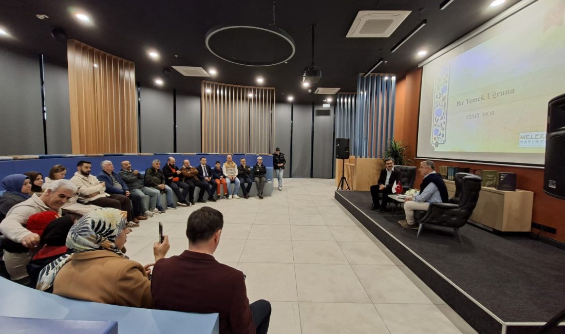 Eğitimci – Yazar Cemil Mor, Sanat Kafe’de Melekler Yayıncılık tarafından