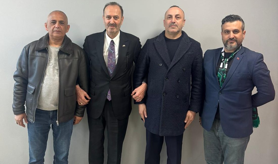 Kocaelispor’un Göztepe ile oynadığı kritik mücadelede MHP teşkilatları tribündeki yerini