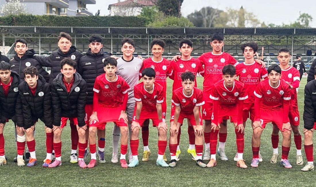 Körfez Gençlerbirliği Spor Kulübü U13 Liginde mücadele den futbol takımı