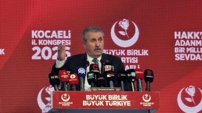 BBP Genel Başkanı Mustafa Destici, Kocaeli’deki il kongresinde yaptığı konuşmada