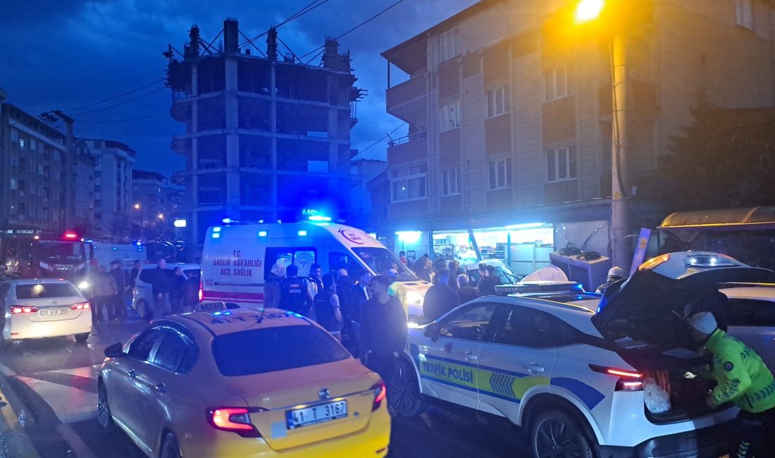 Gebze Arapçeşme Mahallesi Şehit Onbaşı Oktay Kaya Caddesi’nde 3 otomobilin