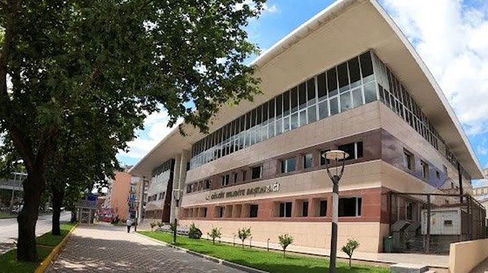 Gölcük Belediyesi, temizlik hizmetlerinde kullanılmak üzere 25 bin çift iş