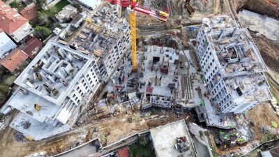 Güven endeksi hizmet sektöründe yüzde 3,1 azaldı, perakende ticaret sektöründe