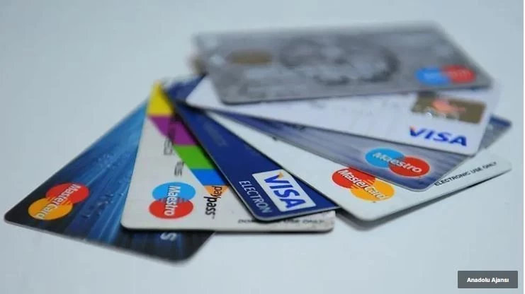 Bankacılık Düzenleme ve Denetleme Kurumu tarafından kredi kartı limitlerini düşürmeyi