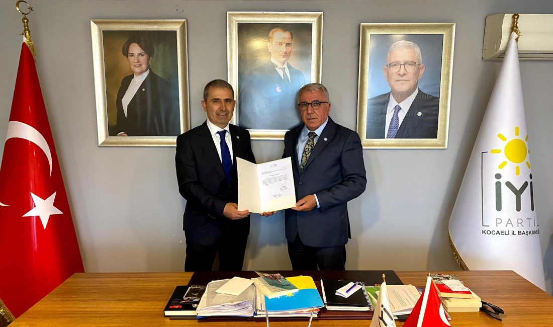 İYİ Parti Dilovası İlçe Başkanlığı görevine Metin Uzunok atanırken, görev