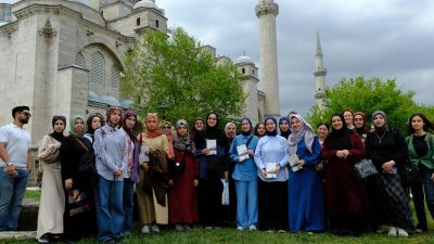 Kocaeli Büyükşehir Belediyesi tarafından hayata geçirilen “Bir Kitap, Bir Şehir,