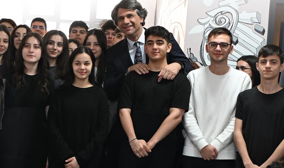 Kartepe Belediye Başkanı Av. M. Mustafa Kocaman, 19 Mayıs Atatürk’ü
