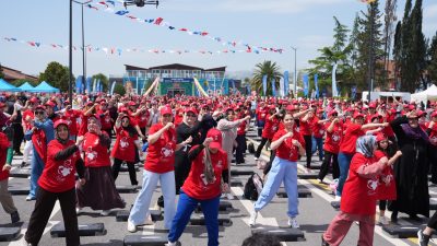 Kocaeli Büyükşehir Belediyesi, kadınların sosyal hayattaki konumunu güçlendirmeyi hedefleyen özel
