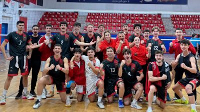 Gölcük Belediyespor Genç Erkek Voleybol Takımı, Düzce’de düzenlenen Gençler Türkiye