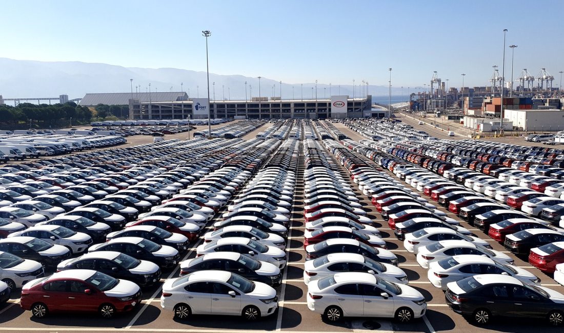 Otomotiv lojistiğinin dünyaya açılan kapılarından biri olan Kocaeli’deki Port Yarımca,