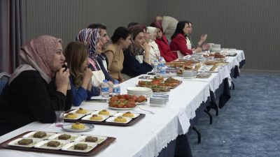 Kocaeli'nin Darıca ilçesinde düzenlenen "Ulusal Glutensiz Yemek Yarışması" için 20