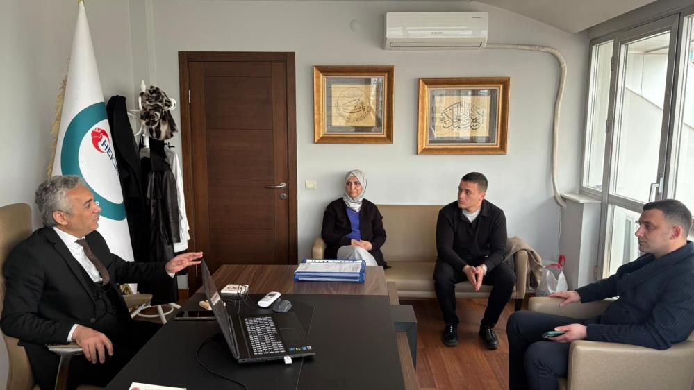 Hekim ve Diğer Sağlık Çalışanları Kamu Sağlık ve Sosyal Hizmetler