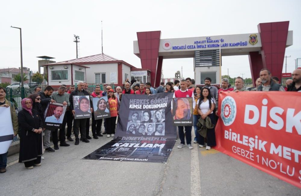 Kocaeli'nin Dilovası ilçesinde kozmetik dolum tesisinde çıkan ve 7 kişinin