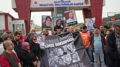 Kocaeli'nin Dilovası ilçesinde kozmetik dolum tesisinde çıkan ve 7 kişinin