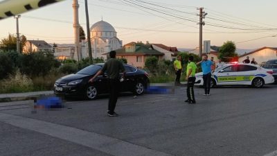 Kocaeli'nin Karamürsel ilçesinde sattığı otomobilin parasını alamadığı gerekçesiyle tartıştığı baba