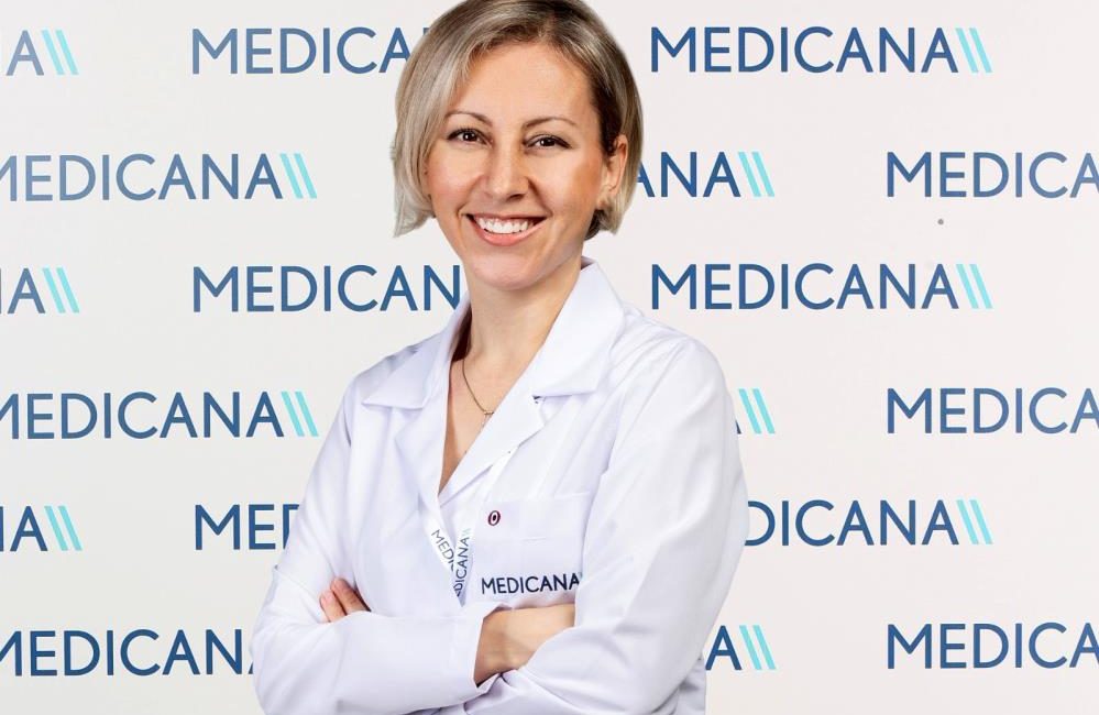 Endokrinoloji ve Metabolik Hastalıklar Uzmanı Doç. Dr. Pınar Köksal, öğün