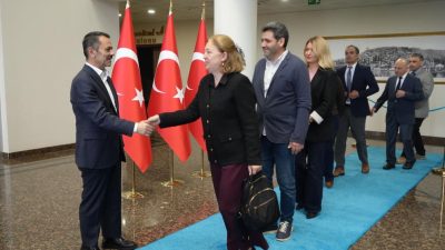 Kocaeli Valisi İlhami Aktaş, Kurban Bayramı dolayısıyla kamu kurumlarında görev