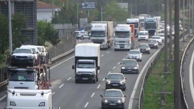 Kurban Bayramı tatilini memleketlerinde veya tatil beldelerinde geçirmek isteyen vatandaşların