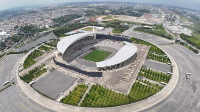 Dünyaca ünlü rap sanatçısı Kanye West’in İstanbul’da vereceği 100 bin