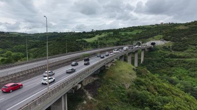 Kurban Bayramı tatilinin ikinci gününde TEM Otoyolu'nun Kocaeli geçişinde trafik