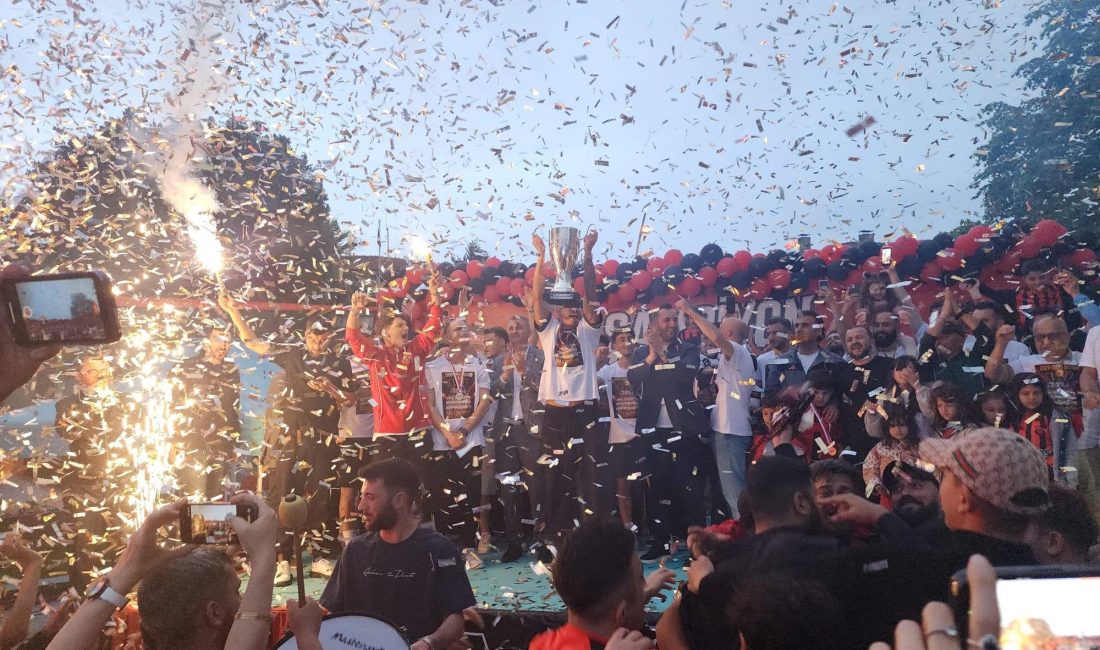İzmir'de oynanan final maçını kazanarak şampiyonluğa ulaşan ve TFF 3.