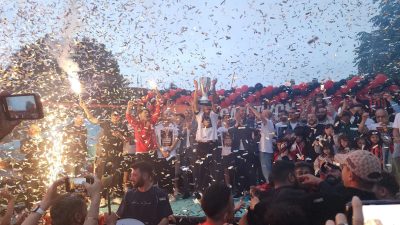 İzmir'de oynanan final maçını kazanarak şampiyonluğa ulaşan ve TFF 3.