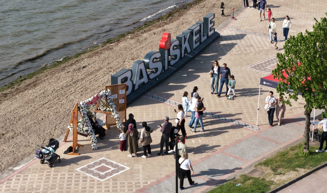 Başiskele Belediyesi, Anneler Günü dolayısıyla düzenlediği anlamlı etkinlikle annelerin yüzünü