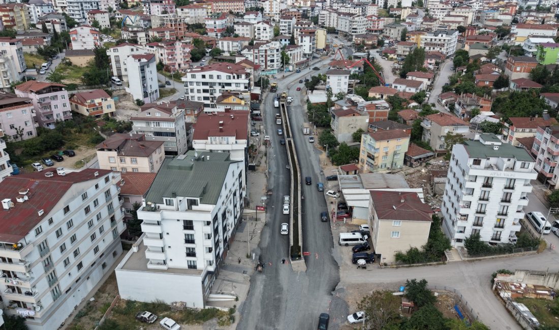 İlçe merkezlerindeki ana akslarda önemli alt ve üst yapı çalışmaları