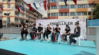 Her yıl 10-16 Mayıs tarihlerini kapsayan Engelliler Haftası, İzmit Kent