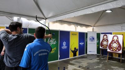 Kocaeli Büyükşehir Belediyesi’nin 19 Mayıs etkinlikleri kapsamında düzenlediği EnFest’te kurulan