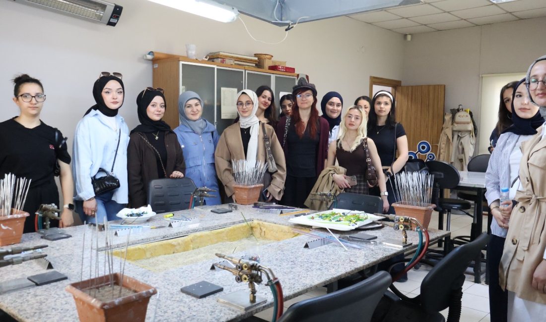 Kocaeli Büyükşehir Belediyesi’nin sosyal sorumluluk projesi olarak hayata geçirdiği Beyaz