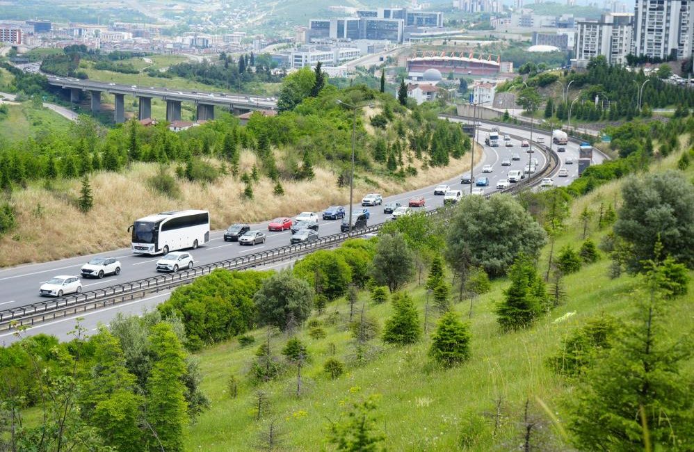 Kocaeli'nin Avrupa ile Anadolu'yu birbirine bağlayan önemli geçiş güzergahlarından İstanbul