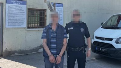 Kocaeli'nin Kartepe ilçesinde hakkında uzaklaştırma kararı bulunan ikamete zorla girmeye