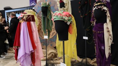 Kocaeli Büyükşehir Belediyesi Meslek ve Sanat Eğitim Kursları (KO-MEK), “Biz