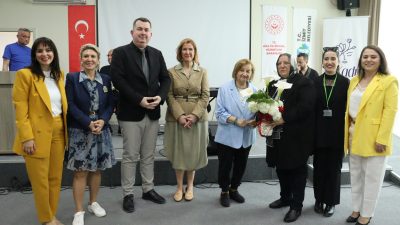 İzmit Belediyesi, Anneler Günü kapsamında Kocaeli Huzurevi’ni ziyaret ederek huzurevi