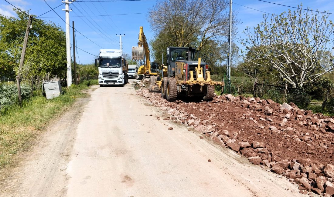 Kocaeli Büyükşehir Belediyesi, Kandıra ilçesinde ulaşım konforunu artırmak için üstyapı