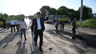 Kartepe Belediyesi, alt yapı çalışması tamamlanan yollarda üst yapı çalışmalarını