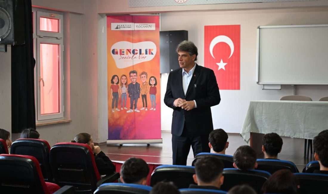 'Gençlik Buluşmaları' kapsamında gençlerle bir araya gelmeye devam eden Kartepe