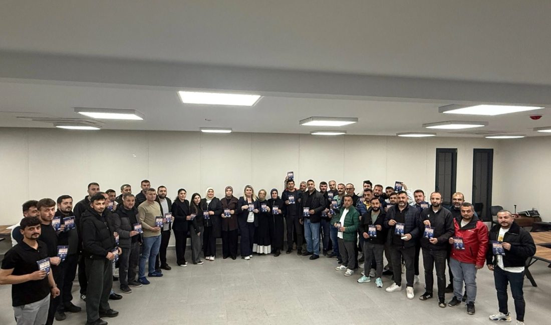 AK Parti İzmit İlçe Başkanlığı tarafından organize edilen eş zamanlı