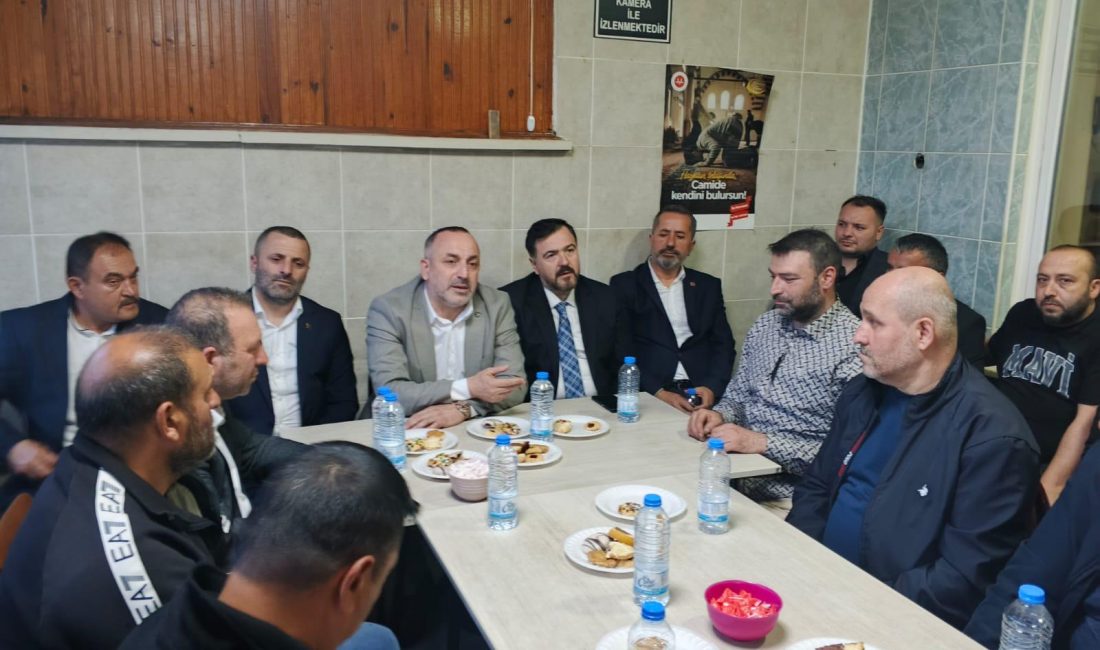 Milliyetçi Hareket Partisi İzmit İlçe Başkanı İlker Kazan öncülüğünde gerçekleştirilen